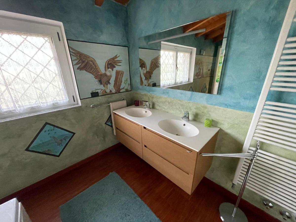 Lussuosa Villa Vicino Alla Stazione Caronno Pertusella Exteriér fotografie