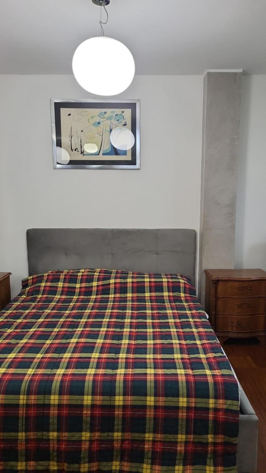 Lussuosa Villa Vicino Alla Stazione Caronno Pertusella Exteriér fotografie