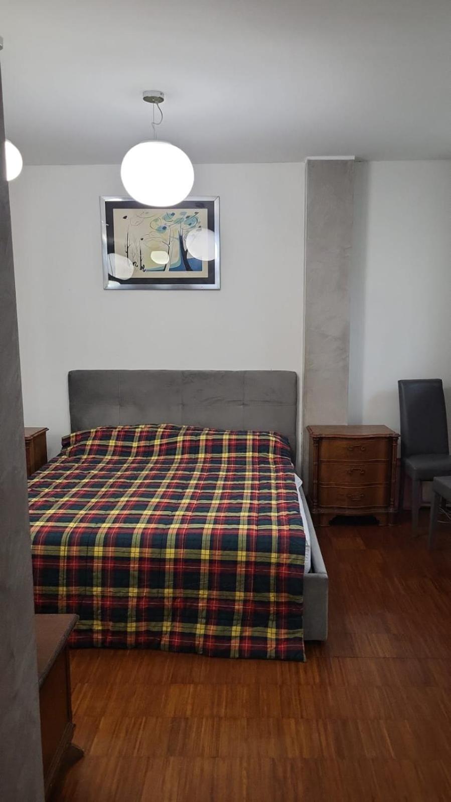 Lussuosa Villa Vicino Alla Stazione Caronno Pertusella Exteriér fotografie